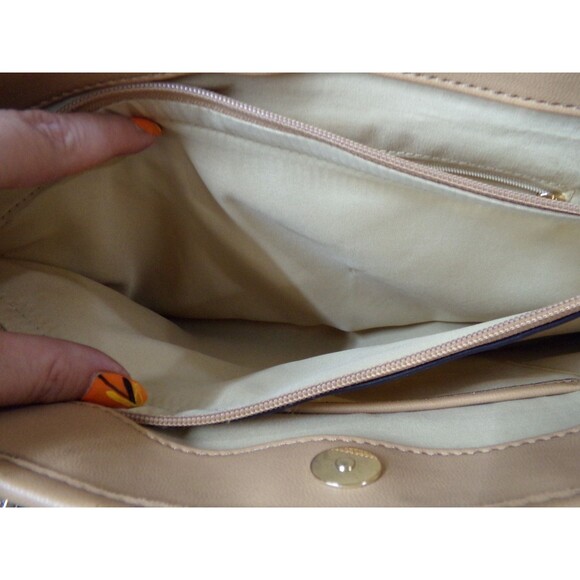 Giani Bernini Ice skating Bears Tote Handbag New Winter Scene Bag Purse - Picture 7 of 8